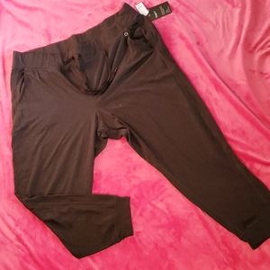 Gap dri fit joggers size XXL